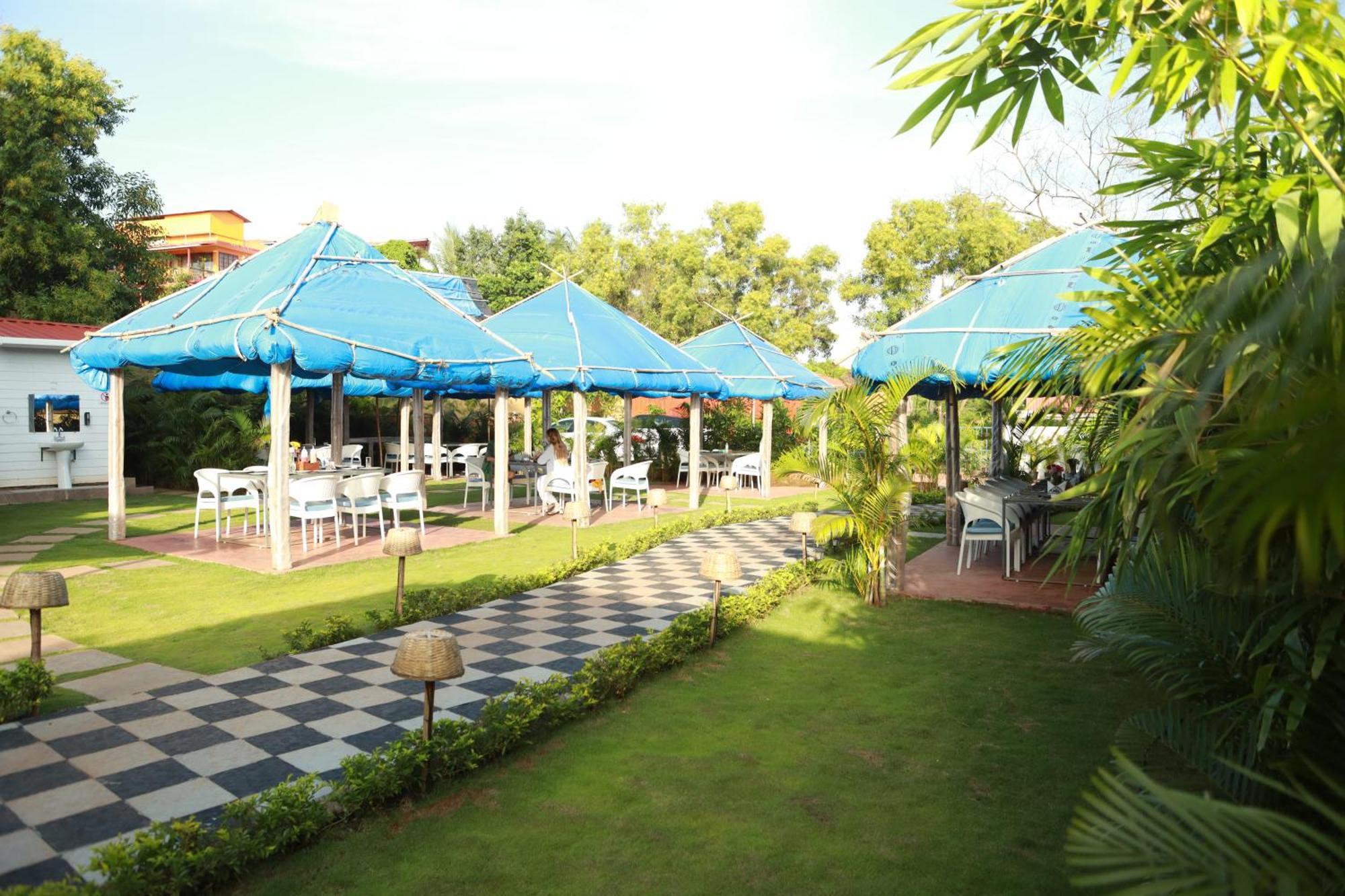 Gracias Cafe & Resort Morjim Exteriér fotografie